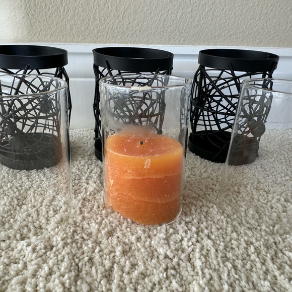 Set of 3 Spider Candle Holders - Picture 3 of 8